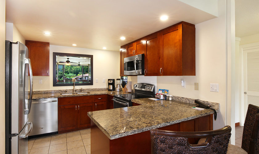 Hanalei Bay Resort 2BR Kitchen