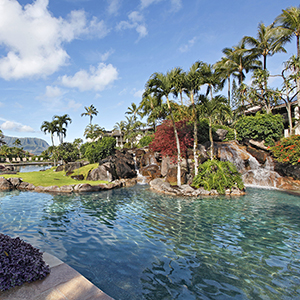 Sip N’ Splash at Kauai’s Only Swim-Up Bar at Hanalei Bay Resort!