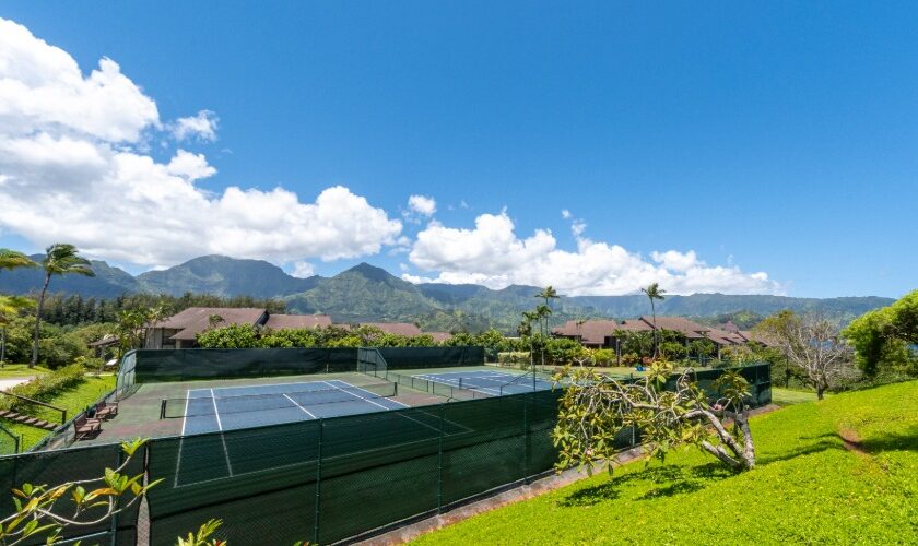 Hanalei Bay Resort tennis courts