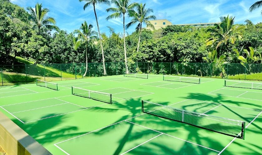 Hanalei Bay Resort pickleball courts